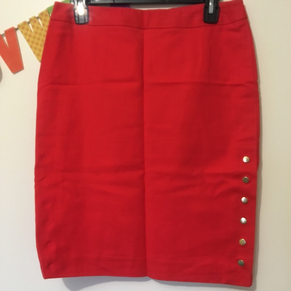 Bright red pencil skirt with gold buttons - Picture 2 of 6